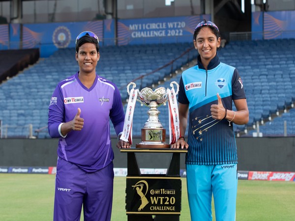 Deepti Sharma and Harmanpreet Kaur. (Photo - IPL Twitter)