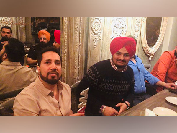 Mika Singh with Sidhu Moosewala (Source: Instagram)