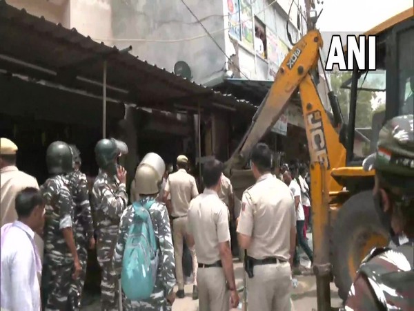 Visuals of anti-encroachment drive from Delhi's Kalyanpuri (Photo/ANI)