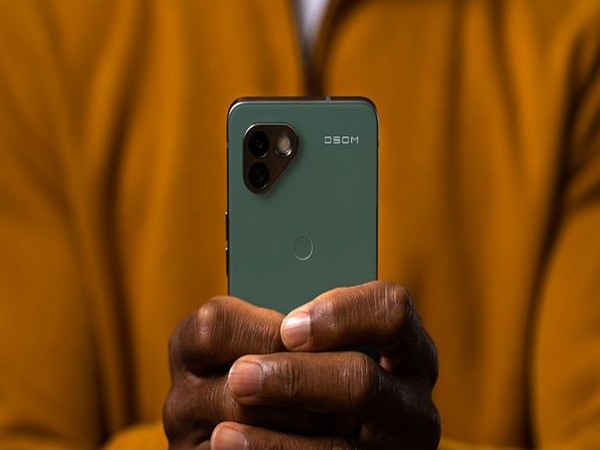 
    Osom OV1 renamed as Solana Saga, blockchain-focused smartphone
    