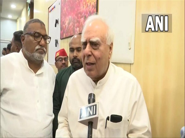 Kapil Sibal in Lucknow (Photo/ANI)