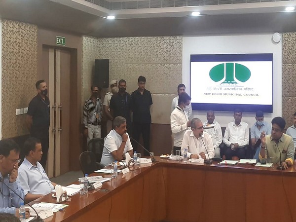 Visual from the NDMC meeting (Photo:Twitter/New Delhi Municipal Council)