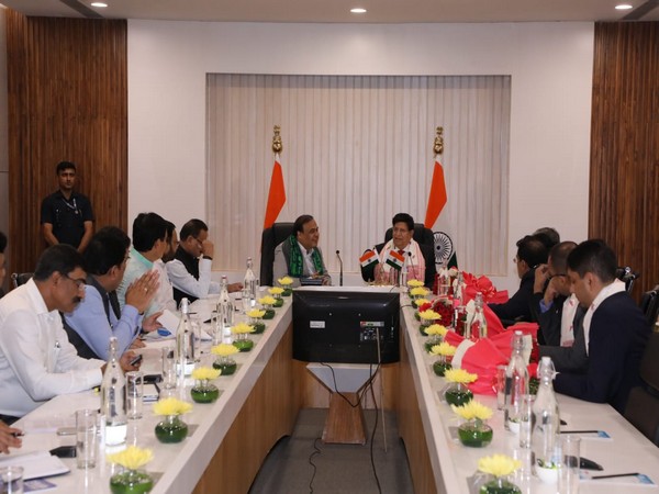 Assam Chief Minister Himanta Biswa Sarma on Friday met with the Bangladeshi delegation (Photo: Twitter/@himantabiswa)