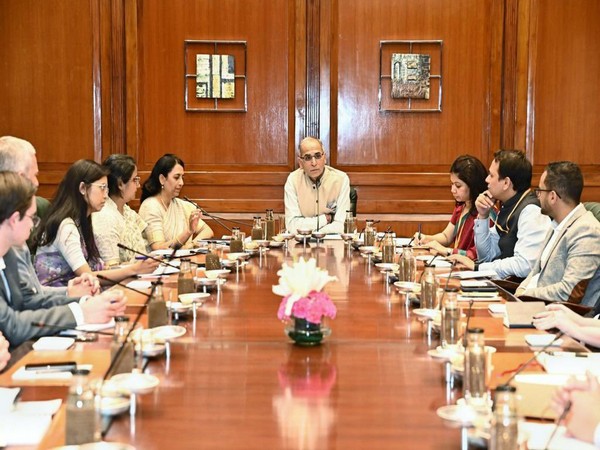 Foreign Secretary Vinay Kwatra with US congressional delegation