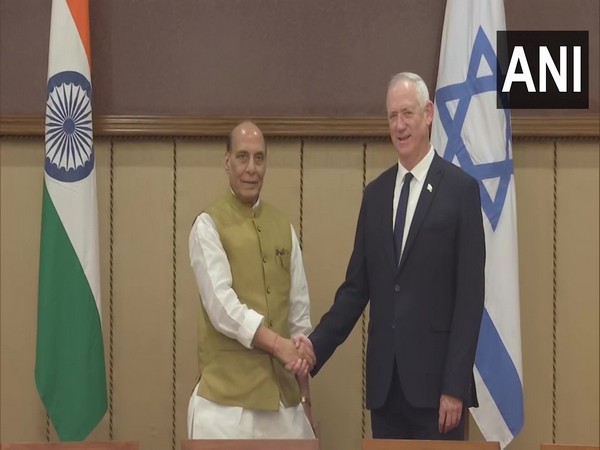 Defence Minister Rajnath Singh with Israeli Defence Minister Benny Gantz (Photo/ANI)