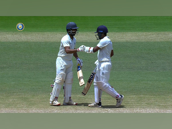 At the stumps of day three Madhya Pradesh were trailing Mumbai by 6 runs (Photo: BCCI Domestic/ Twitter)