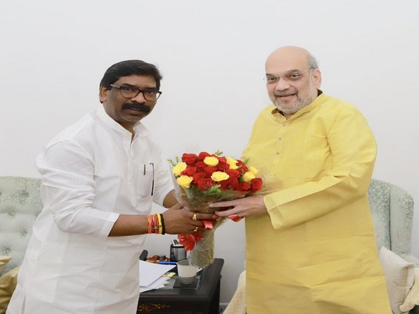 Jharkhand CM Hemant Soren with Union Home Minister Amit Shah (Photo/@JharkhandCMO)