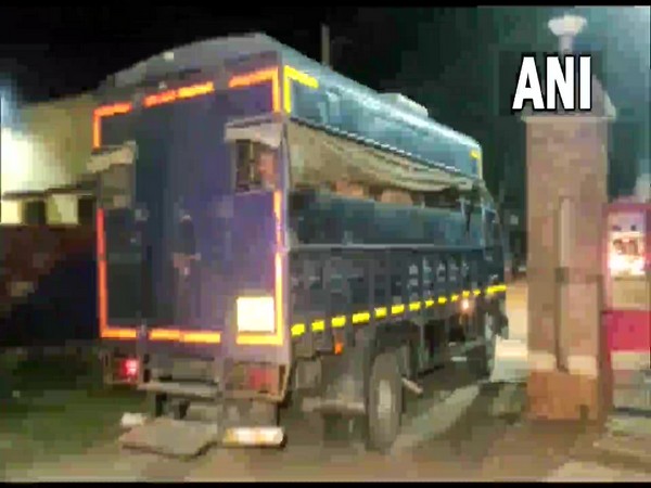 Visuals outside Ajmer jail (Photo/ANI)