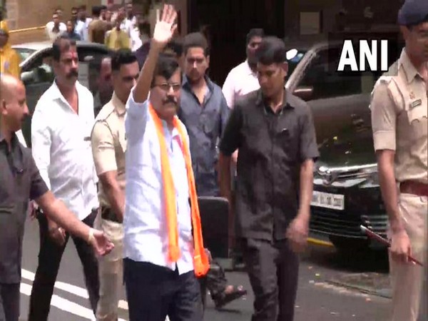 Shiv Sena leader Sanjay Raut arrives at the ED office in Mumbai (Photo/ANI)