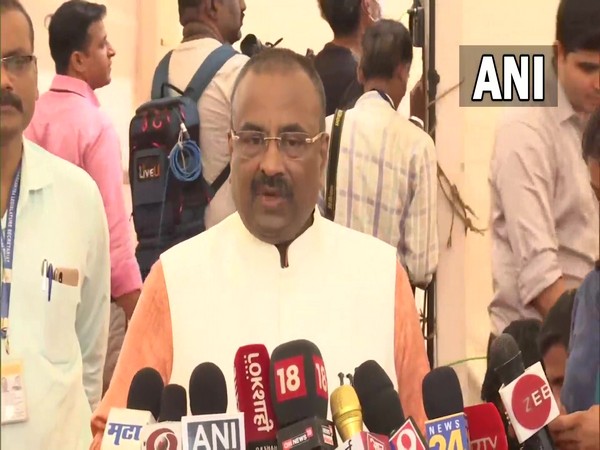 BJP leader Sudhir Mungantiwar (Photo:ANI)