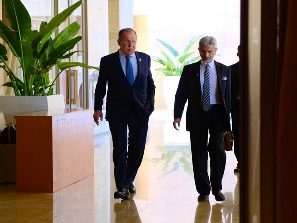 Russian Foreign Minister Sergey Lavrov with External Affairs Minister S Jaishankar  