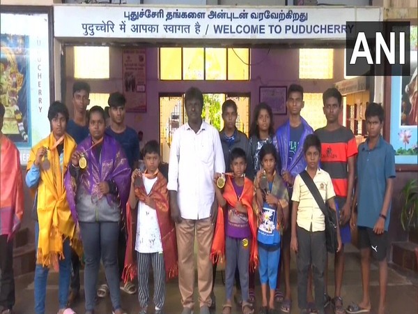 The young boxers welcomed at Puducherry Railway Station.  Photo/ANI