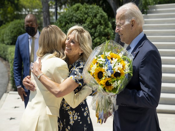 Biden welcomes Ukrainian first lady at White House (Photo: Twitter/@POTUS)