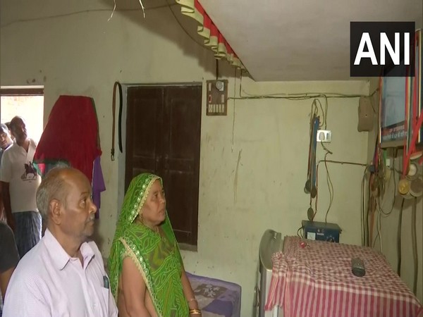 Visual of Vijay's parents (Photo/ANI)