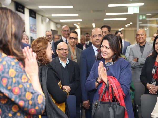 MoS Meenakashi Lekhi interacts Indian community in Sydney (Photo: Twitter/@M_Lekhi)