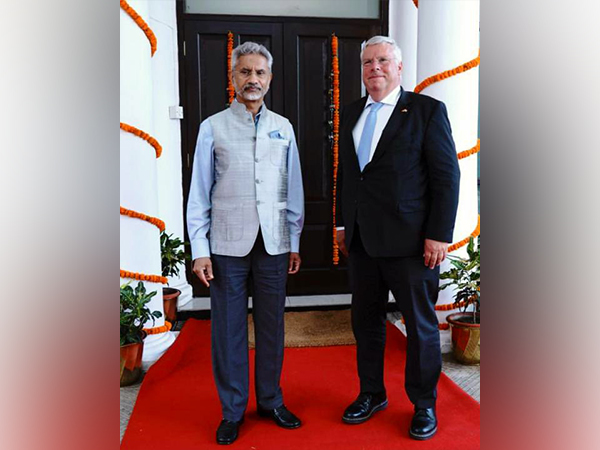 Jaishankar appreciates participation of German politician in India's 75 years of Independence  