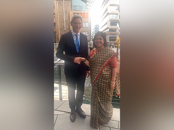 MoS External Affairs Meenakashi Lekhi with Secretary General of Norwegian Ministry of Foreign Affairs Torke Hattrem (Photo Credit: Twitter)