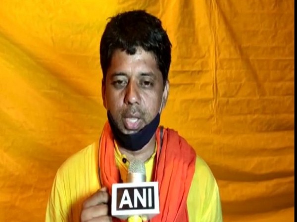 Mohammad Faiz Khan speaking to ANI in Madhya Pradesh's Anuppur on Sunday. Photo/ANI