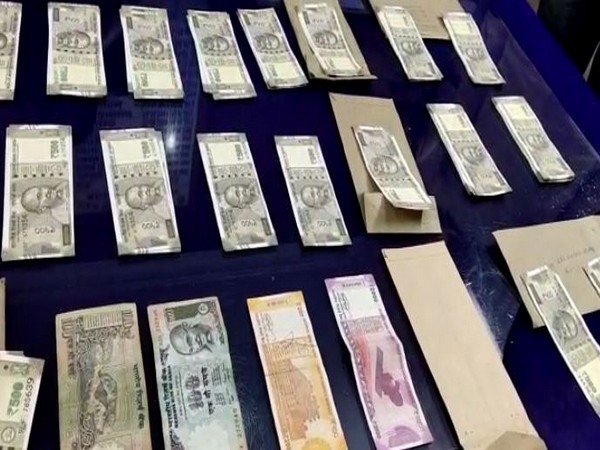 Fake currency seized by Srikakulam district police in Andhra Pradesh. Photo/ANI 