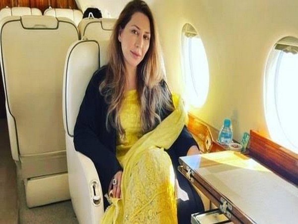 Friend of Imran Khan's wife Bushra Bibi, Farah Khan/Gogi (Twitter/Hamza Azhar Salam)