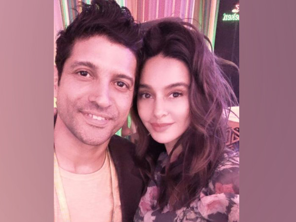 Farhan Akhtar and Shibani Dandekar, Image courtesy: Instagram