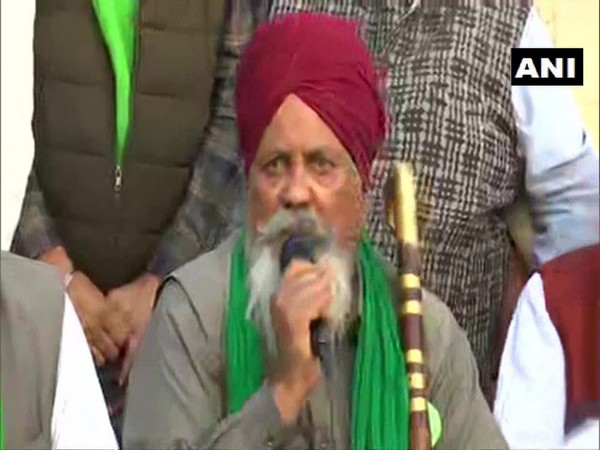 RS Mansa of Punjab Kisan Union addressing a press conference at Haryana-Delhi border. Photo/ANI