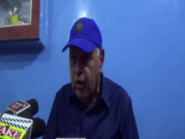 National Conference leader Farooq Abdullah talking to reporters in Kathua, Jammu and Kashmir, on July 1, 2019. Photo/ANI