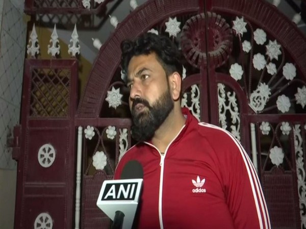 Fateh Singh, Kapil Gujjar's uncle talking to ANI on Saturday. photo/ANI