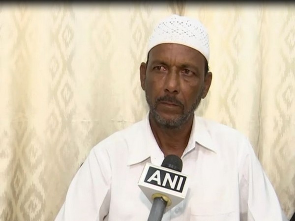 Mohammed Najamuddin, father of Fasiuddin, speaking to ANI on Saturday. Photo/ANI