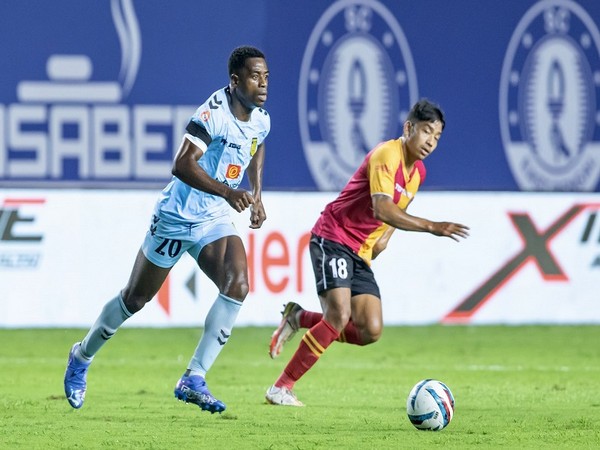 Hyderabad FC's Bartholomew Ogbeche (Photo: Twitter/Indian Super League)