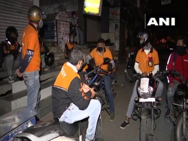 With less demand, online food delivery executives are facing difficulties in the national capital amid lockdown