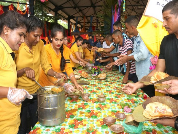 CISF organised FOOD Mela in Tamil Nadu's Arakkonam town on Friday. (Photo credit: CISF Twitter handle)