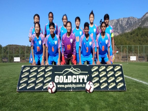 Indian women's football team (Image courtesy Indian Football Team Twitter)