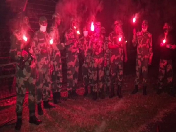 BSF Jawans celebrate Diwali on India-Bangladesh border. [Photo.ANI]