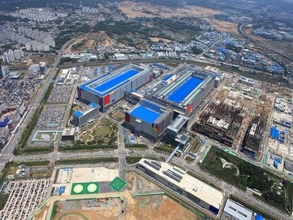 Samsung Electronics Pyeongtaek Campus.