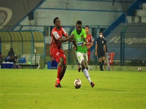 Gokulam Kerala in action against Aizawl FC in I-League (Image: AIFF)