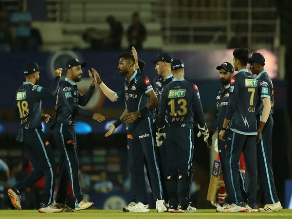 Hardik Pandya celebrates after taking a wicket against Punjab Kings (Image: Gujarat Titans Twitter)