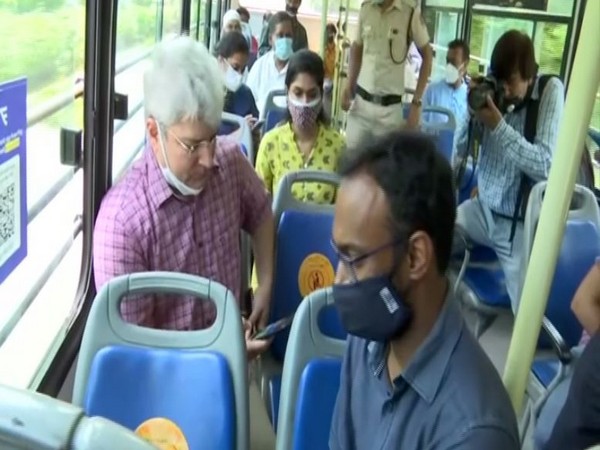 Delhi Transport Minister Kailash Gahlot inspecting phase-2 trial of E-Ticketing App in buses in New Delhi on Friday. Photo/ANI