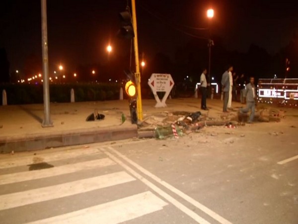 Visual from the accident site in New Delhi on Tuesday. Photo/ANI