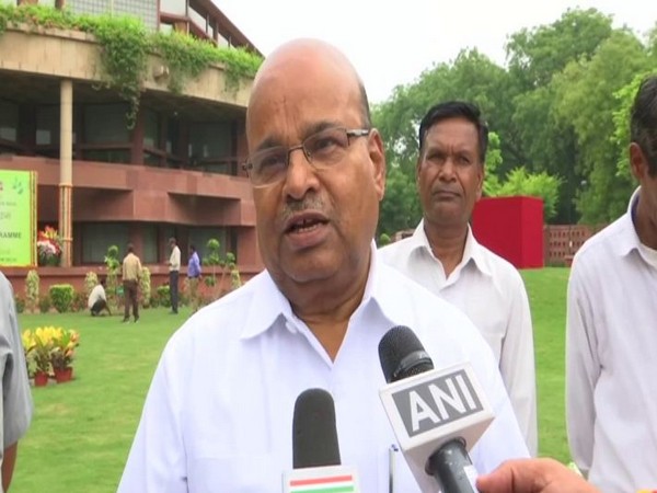 Union Minister for Social Justice and Empowerment Thawarchand Gehlot speaking to media reporters on Friday. Photo/ANI
