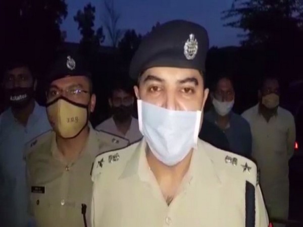 SSP Kalanidhi Naithani speaking to reporters. [Photo/ANI]