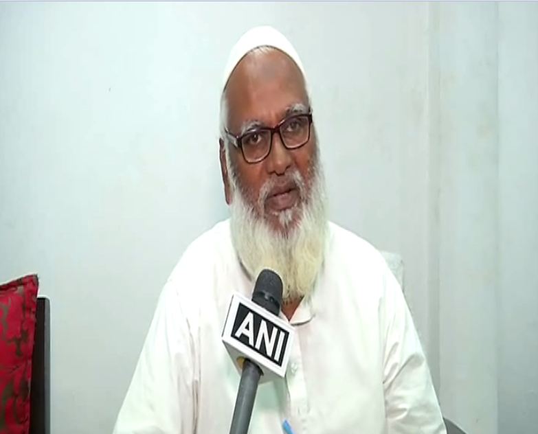 Mohd Raheem Uddin, father of the student speaking to ANI in Hyderabad on Monday.