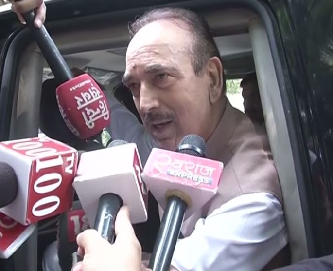Senior Congress leader Ghulam Nabi Azad speaking to reporters in New Delhi on Tuesday. (Photo/ANI)