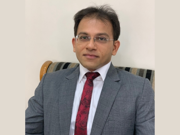 Amit Desai, CEO of GiftstoIndia24x7.com  