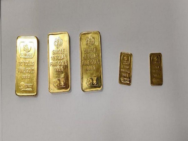 The total gold seized from all the passengers put together is 3.11 kgs and is valued at Rs.1.66 Crores