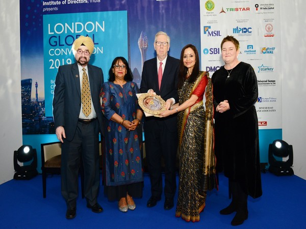 Chairperson of JSPL Foundation Shallu Jindal receiving the Golden Peacock Award for Social and Cultural Leadership-2019.