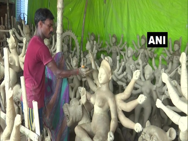 Durga idol makers from Gorakhpur, Uttar Pradesh. (Photo/ANI)