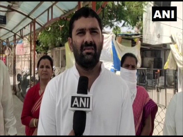 Congress MLA Gulab Singh Rajput speaking to ANI on Saturday. Photo/ANI