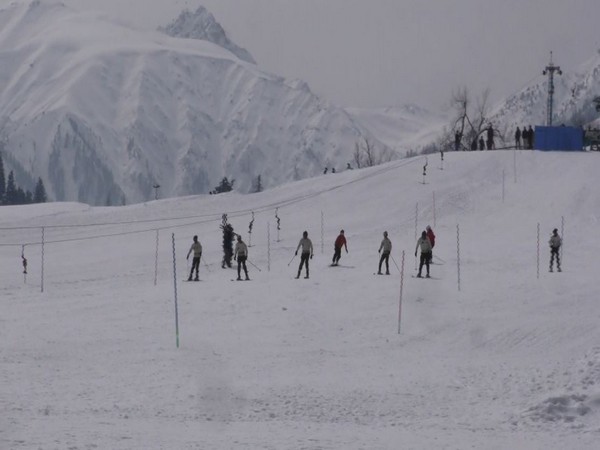 Gulmarg Winter Festival (Photo/ANI)