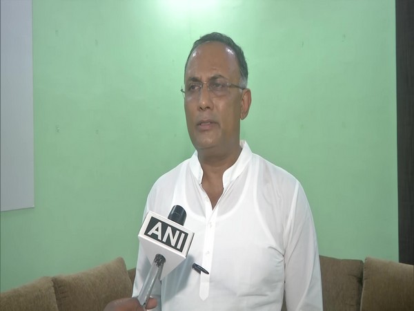Congress Leader Dinesh Gundu Rao (file photo)